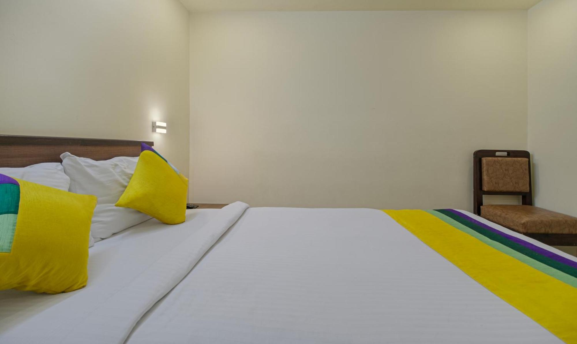 Itsy Hotels N Square Виджаявада Экстерьер фото